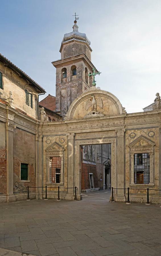 The Arch Historic Venecia
